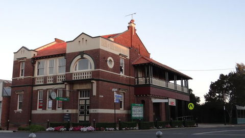The Bank B&B West Wyalong - Northern Rivers Accommodation 0