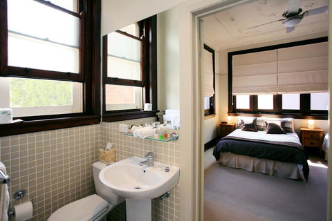 The Bank Guesthouse - Northern Rivers Accommodation 0