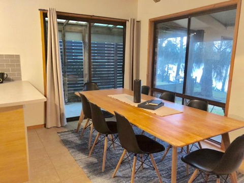 The Basin Waterfront - Northern Rivers Accommodation 1