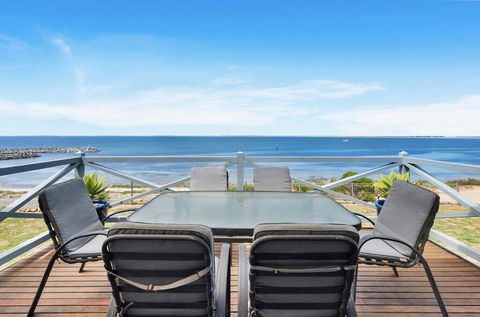 The Beach House - Point Turton - Northern Rivers Accommodation 0