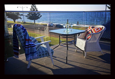 Penguin Beachfront Apartments - Northern Rivers Accommodation 8