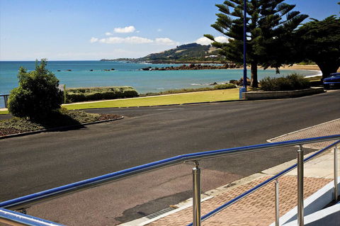 Penguin Beachfront Apartments - Northern Rivers Accommodation 2