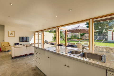 Brampton Cottage - Northern Rivers Accommodation 18