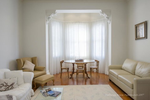 Roxburgh House Apartments - Northern Rivers Accommodation 5