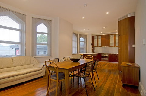 Roxburgh House Apartments - Northern Rivers Accommodation 0