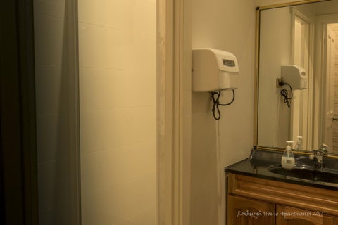 Roxburgh House Apartments - Northern Rivers Accommodation 2