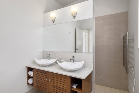 The Cove Kettering - Northern Rivers Accommodation 6