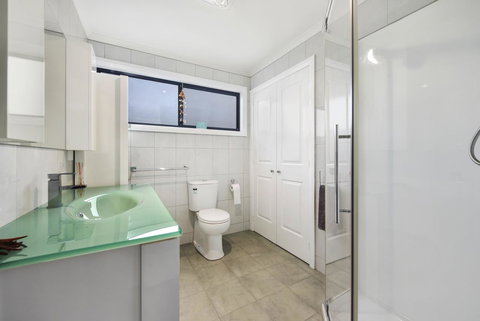 Seaspray - Northern Rivers Accommodation 13