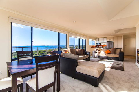 Seaspray - Northern Rivers Accommodation 12