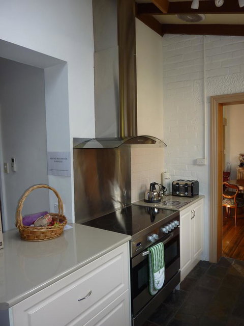 Eliza Cottage - Northern Rivers Accommodation 6