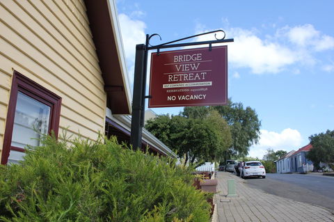 Bridge View Retreat - Northern Rivers Accommodation 11