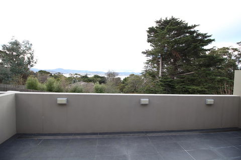 Sunny 3 Bedroom Apartment In Sandy Bay - Northern Rivers Accommodation 16