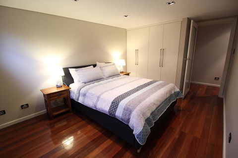 Sunny 3 Bedroom Apartment In Sandy Bay - Northern Rivers Accommodation 2