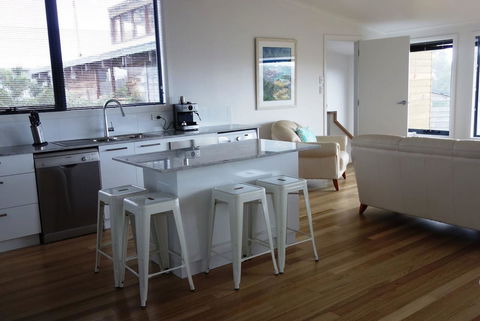 THE LOFT @ Bay Of Fires Seascape - Northern Rivers Accommodation 12