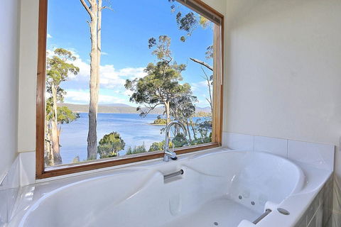 Stewarts Bay Lodge - Northern Rivers Accommodation 14