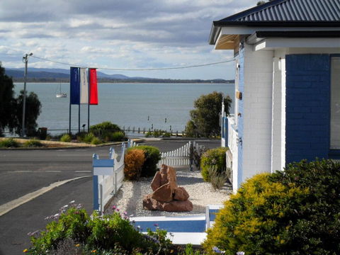 Freycinet Waters - Northern Rivers Accommodation 26