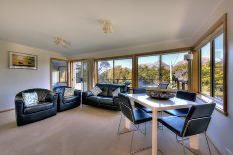 Freycinet Sanctuary 5 - Northern Rivers Accommodation 1