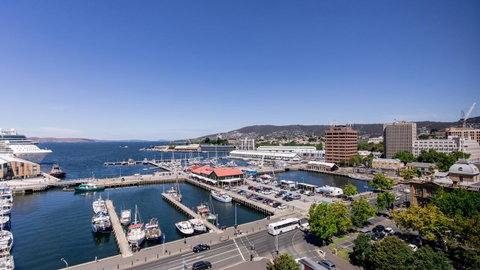Hotel Grand Chancellor Hobart - Northern Rivers Accommodation 1