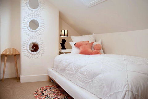 Lotus Gogh Apartment - Northern Rivers Accommodation 23