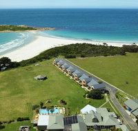 Diamond Island Resort  Bicheno Penguin Show - Northern Rivers Accommodation
