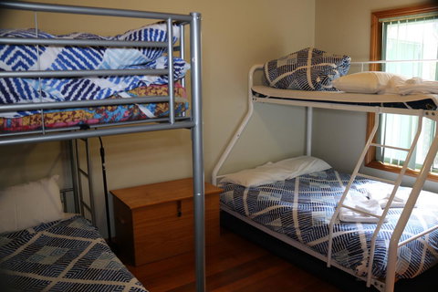 Hazards Beach House - Northern Rivers Accommodation 11