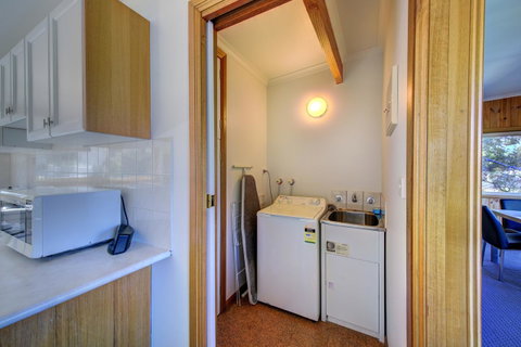 Freycinet Sanctuary 4 - Northern Rivers Accommodation 11