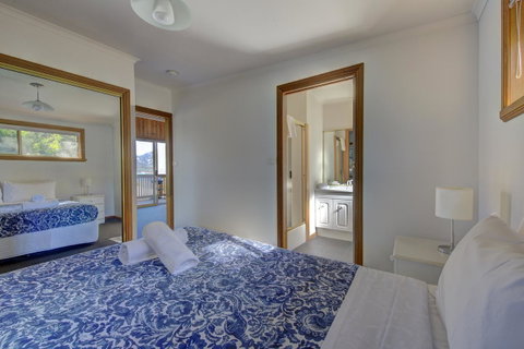 Freycinet Sanctuary 4 - Northern Rivers Accommodation 6