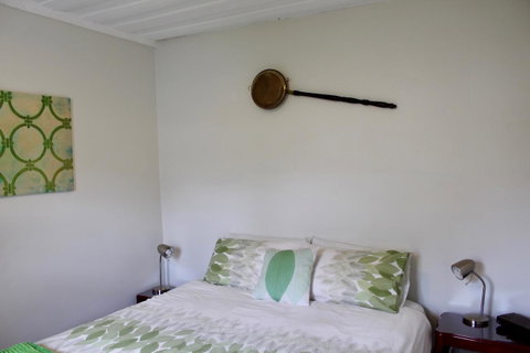 Omaroo House - Panoramic Water Views - Northern Rivers Accommodation 27