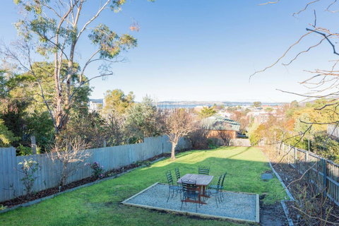 Omaroo House - Panoramic Water Views - Northern Rivers Accommodation 33