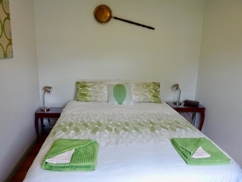 Omaroo House - Panoramic Water Views - Northern Rivers Accommodation 26