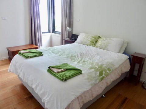 Omaroo House - Panoramic Water Views - Northern Rivers Accommodation 23