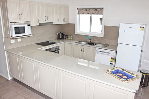 Front Row Beachfront - Northern Rivers Accommodation 5
