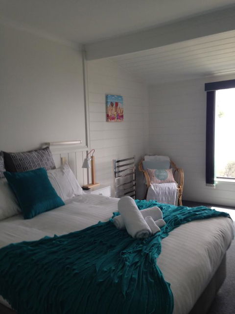KINGFISHER COTTAGE Beachfront At The Binalong Bay - Northern Rivers Accommodation 23