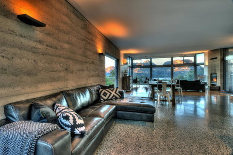 The Loft - Northern Rivers Accommodation 5