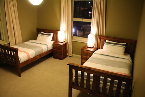 The Tasmanian Inn - Northern Rivers Accommodation 42