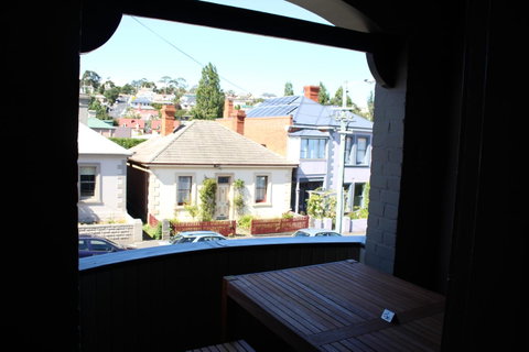 The Tasmanian Inn - Northern Rivers Accommodation 26