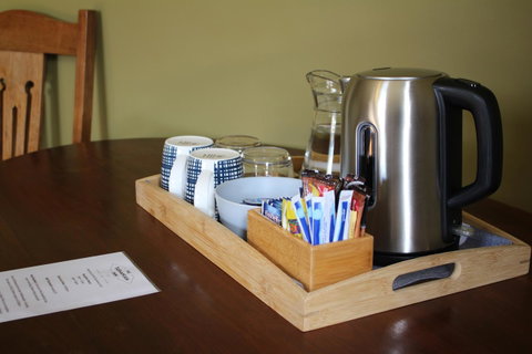The Tasmanian Inn - Northern Rivers Accommodation 18