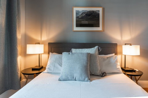 The Tasmanian Inn - Northern Rivers Accommodation 2