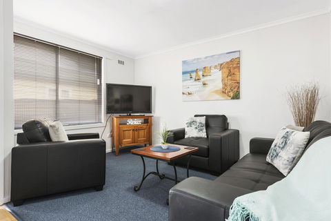 Elkie Villa - 2 Bedroom Unit - Burnie - Northern Rivers Accommodation 5
