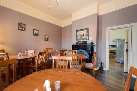 Edinburgh Gallery Bed & Breakfast - Northern Rivers Accommodation 6
