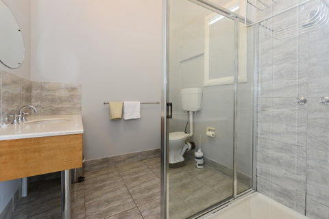 Edinburgh Gallery Bed & Breakfast - Northern Rivers Accommodation 12