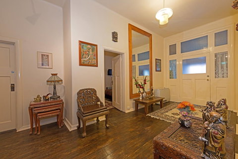 Edinburgh Gallery Bed & Breakfast - Northern Rivers Accommodation 2