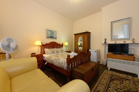 Edinburgh Gallery Bed & Breakfast - Northern Rivers Accommodation 41