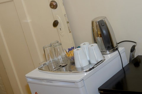 Edinburgh Gallery Bed & Breakfast - Northern Rivers Accommodation 17