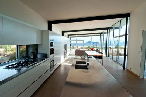 Cloudy Bay Beach House - Northern Rivers Accommodation 31