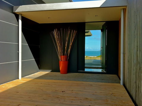Cloudy Bay Beach House - Northern Rivers Accommodation 17
