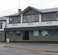 Bridge Hotel - Northern Rivers Accommodation
