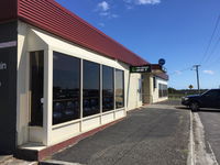 Regatta Point Tavern  Holiday Villas