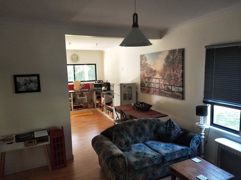 Wanderlust Cottage - Northern Rivers Accommodation 6