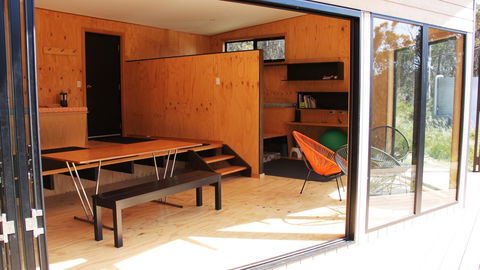 BAY OF FIRES ECO HUT Off Grid Experience At Binalong Bay - Northern Rivers Accommodation 2